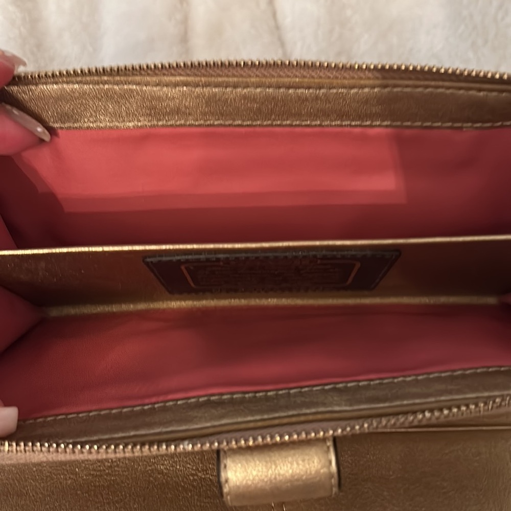 Coach Metallic Gold Signature Continental Wallet - Picture 3 of 5